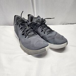 Nike Mamba Fury Basketball Shoes Sneakers men's Size 17 Gray Black